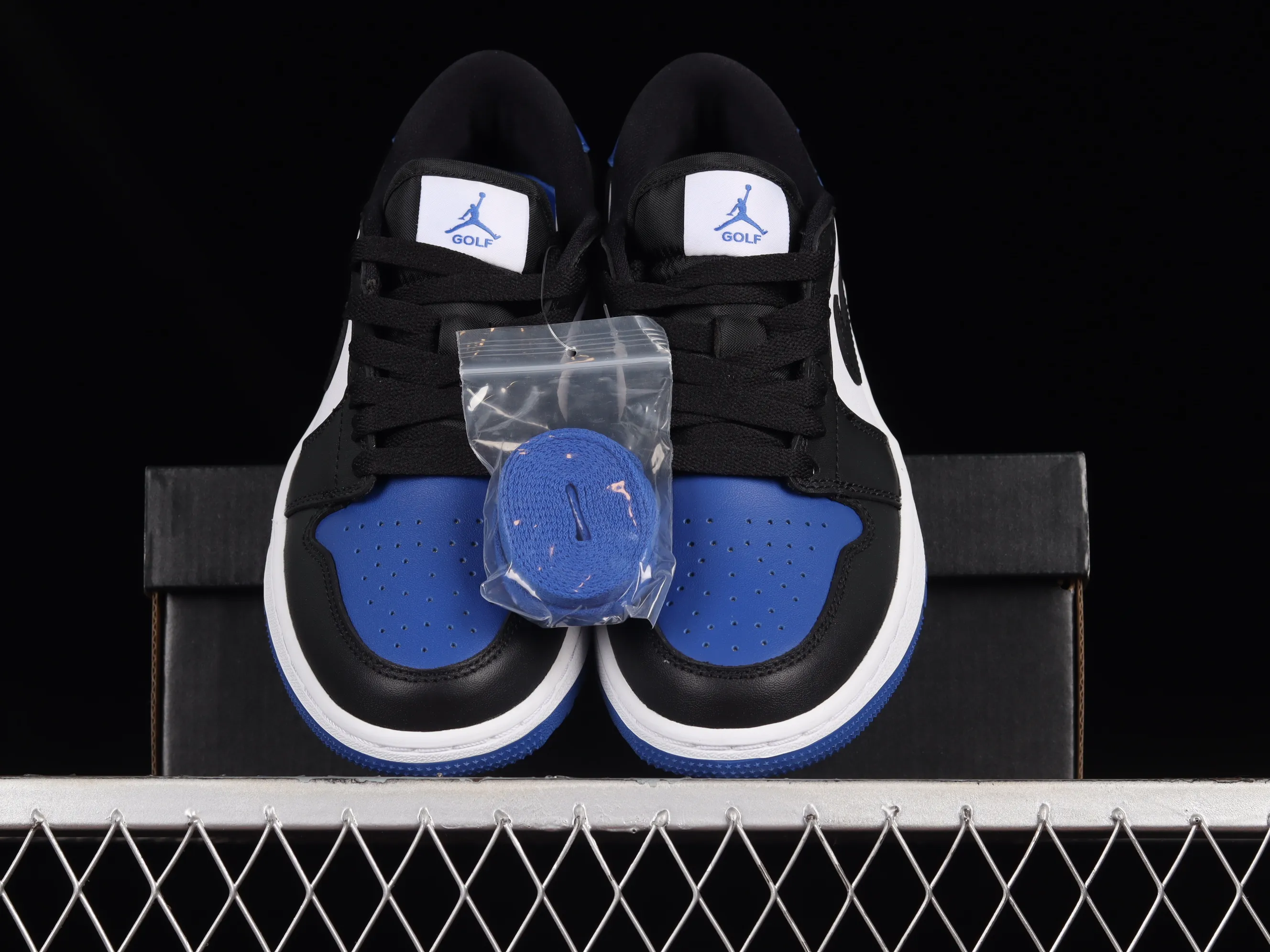 All categories Air Jordan Jordan series basketball shoes Air Jordan 1 Low G version pure original Air Jordan 1 Low Golf "Royal Toe" AJ1 Joe 1 new golf version black and blue toe DD9315-102